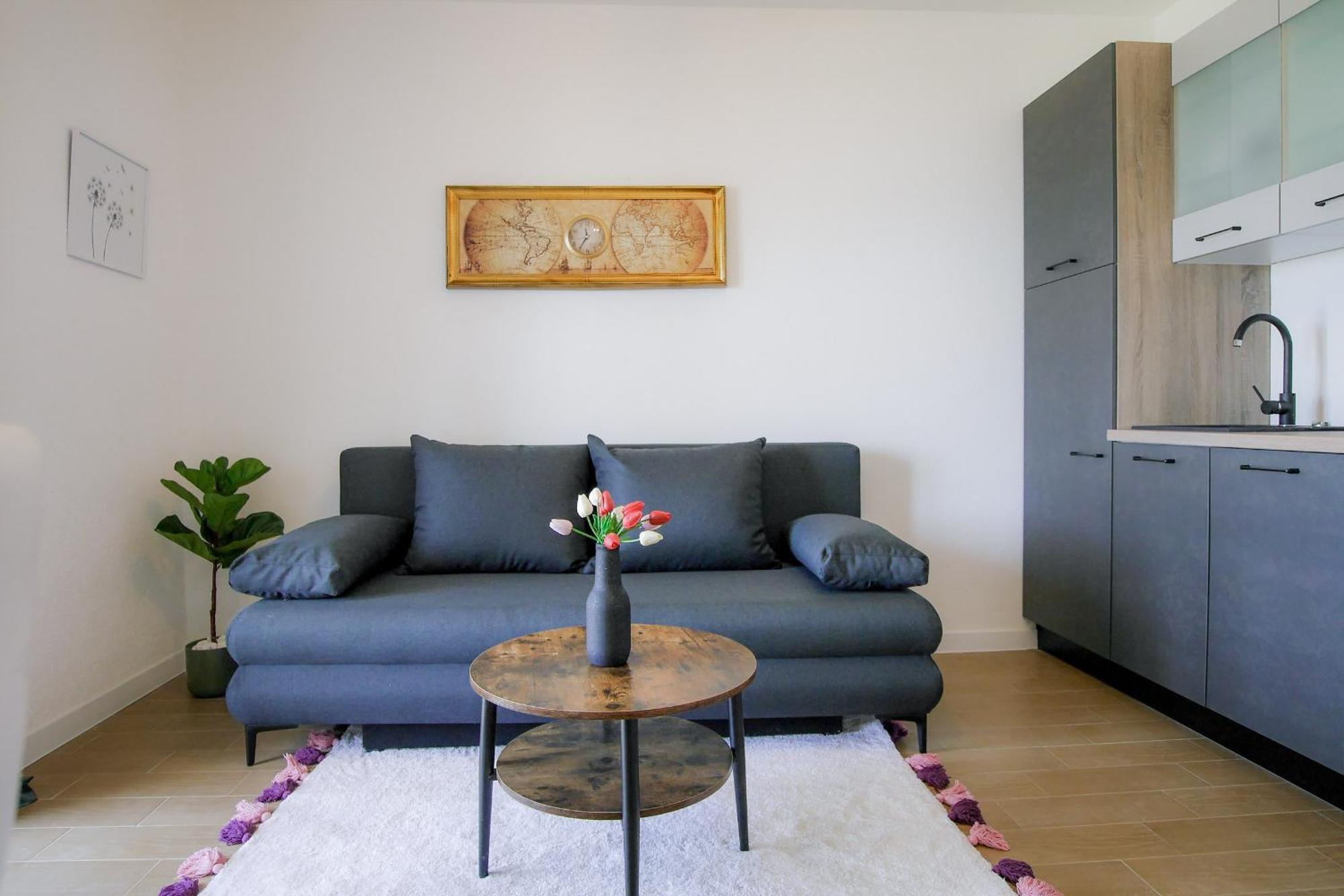 Villa Stipe Jesenice  Ngoại thất bức ảnh